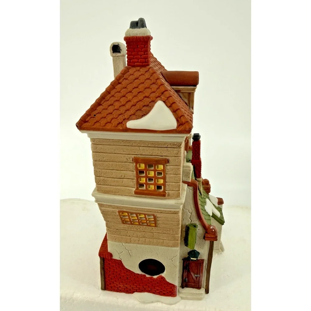 Department 56 Dickens Village Green Gate Cottage 1989 Lighted Porcelain House